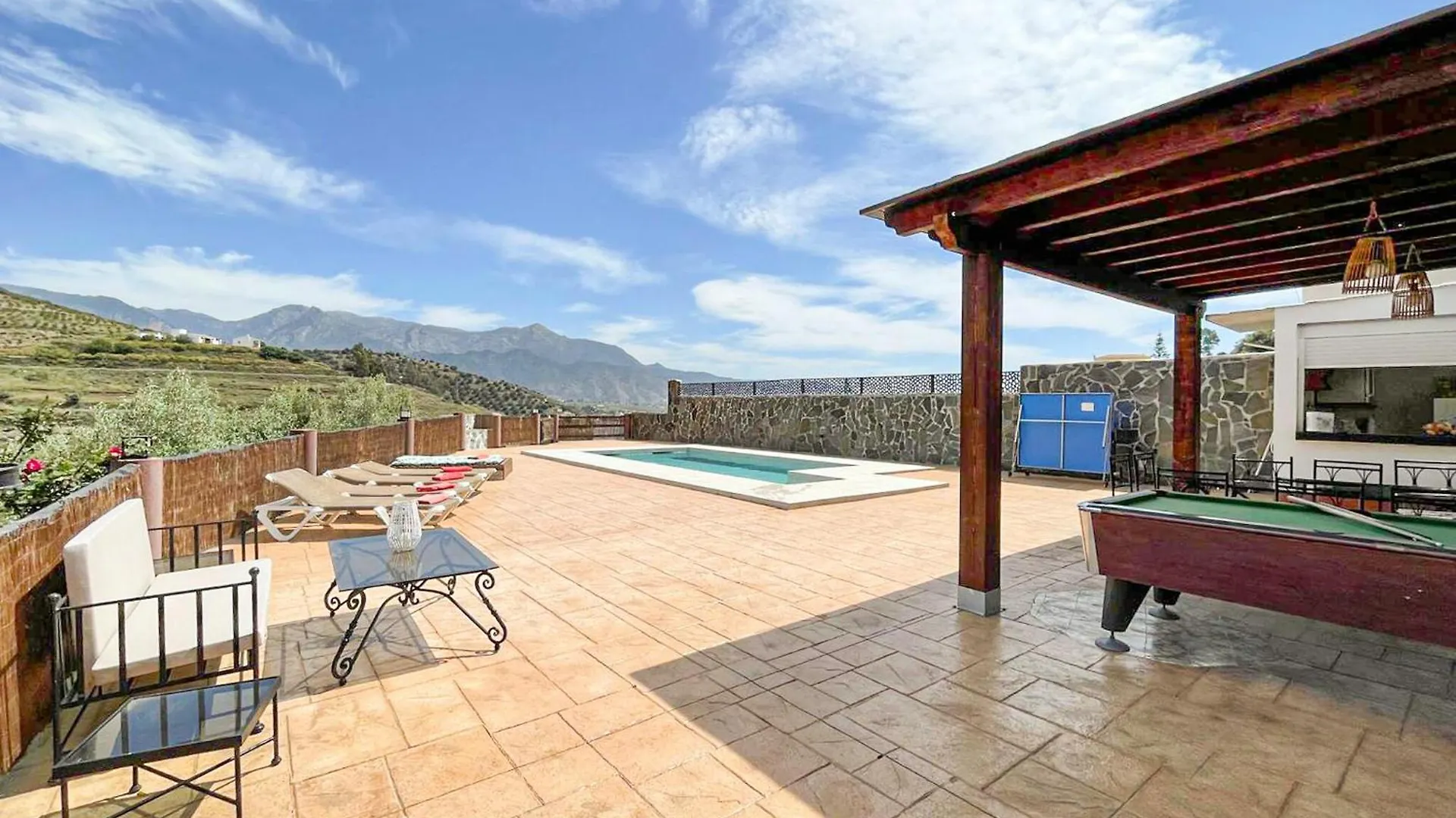 Beautiful Home In Torrox With Swimming Pool 別荘
